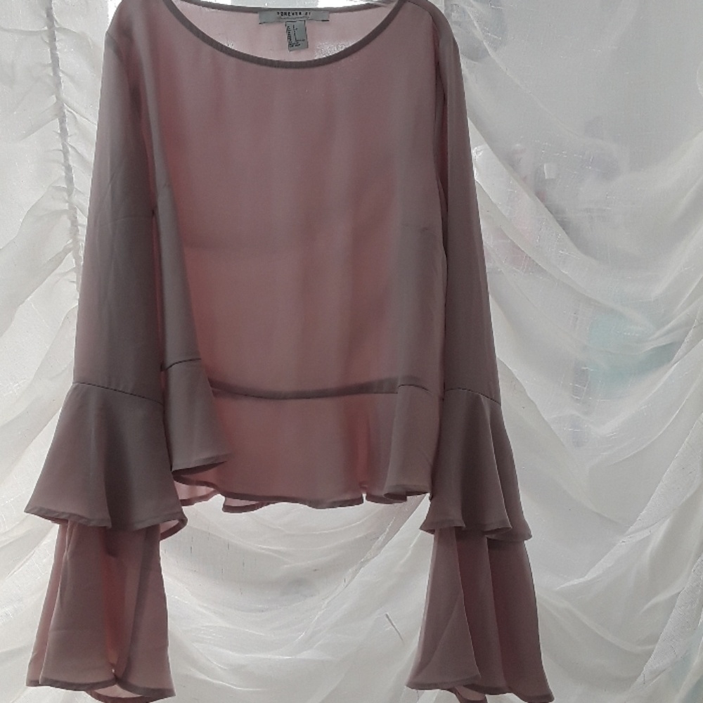 FOREVER 21 CONTEMPORARY TOP